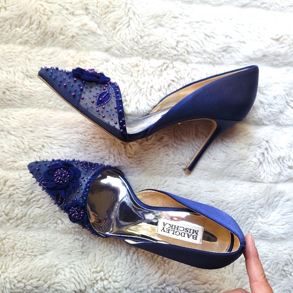 🍒NIB🍒 BADGLEY MISCHKA EMBELLISHED D'ORSAY PUMPS - Picture 3 of 16